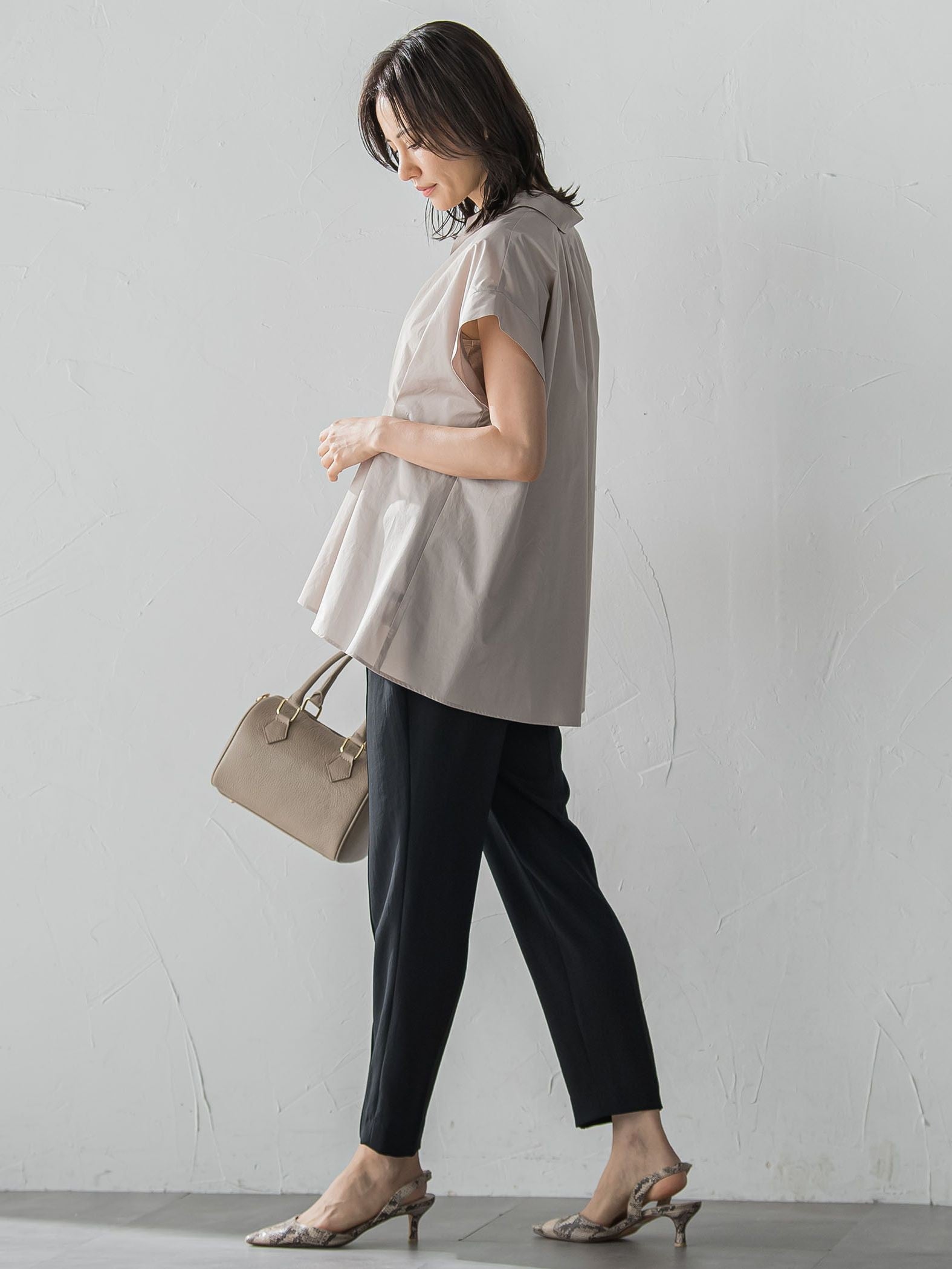 タイプライターペプラムブラウス≪洗濯機で洗える≫