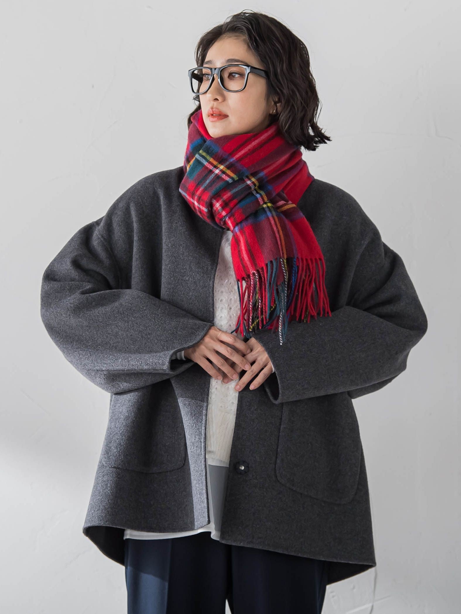 <極>”軽さと贅沢なぬくもり”ノーカラーリバーコート