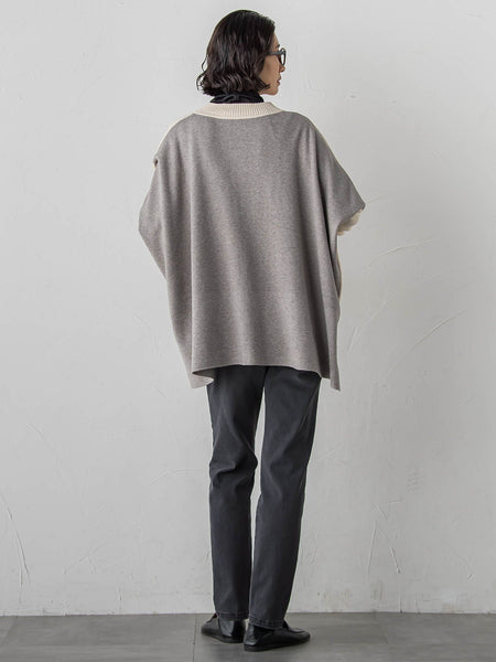 【WEB限定】”前後で印象が変わる”ドルマンバイカラーニット