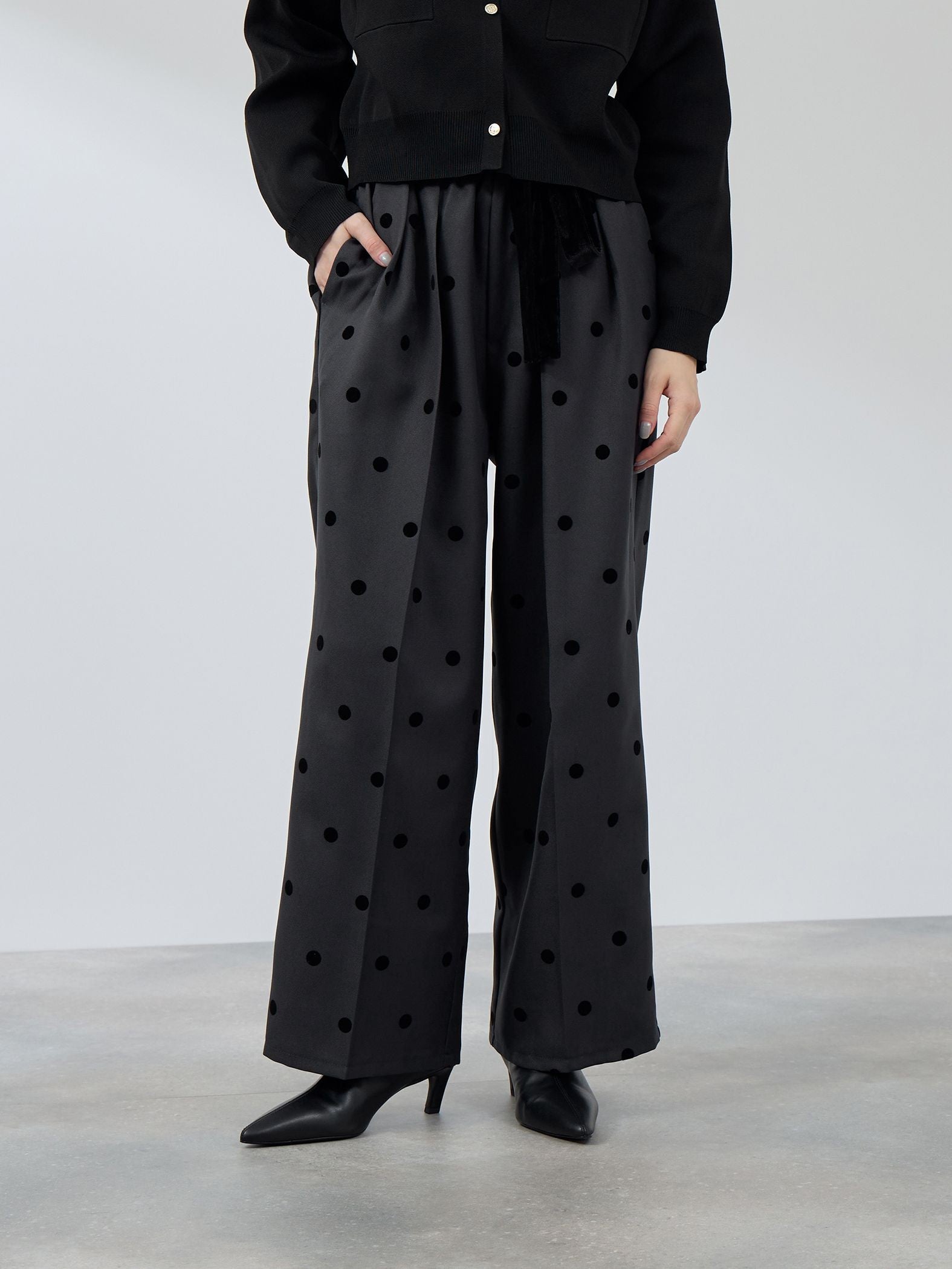 フロッキードットイージーワイドパンツ≪手洗い可能≫