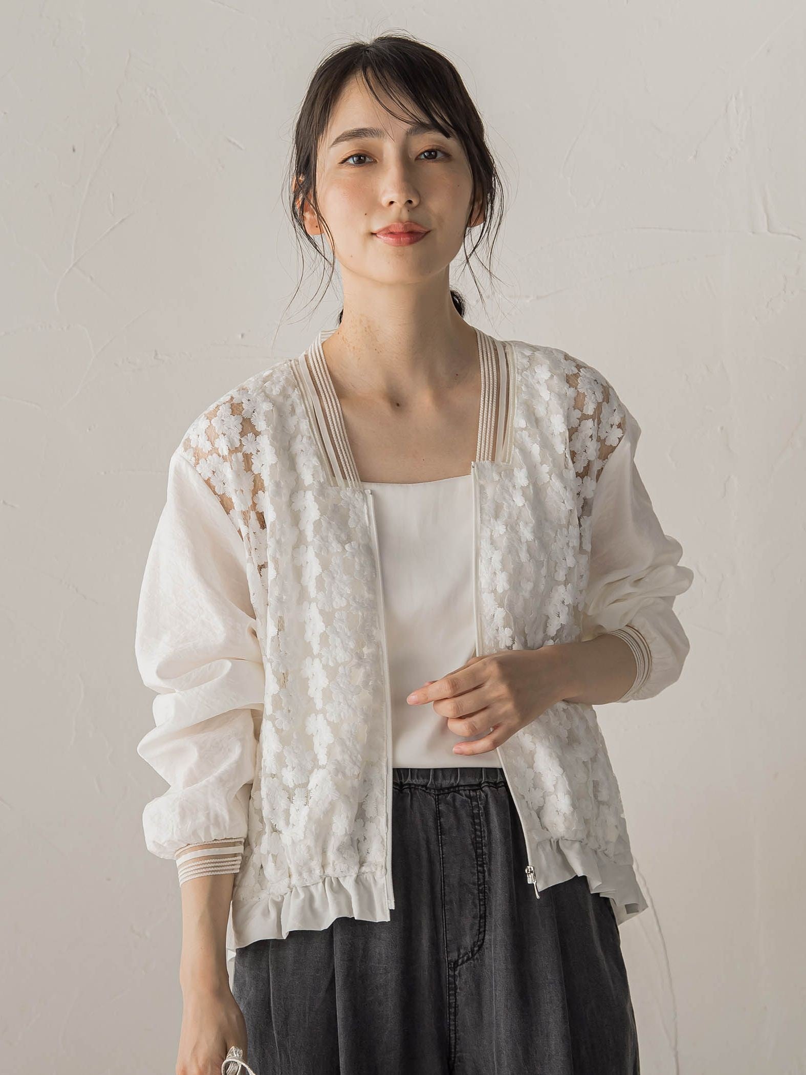 フラワー刺繍レースブルゾン