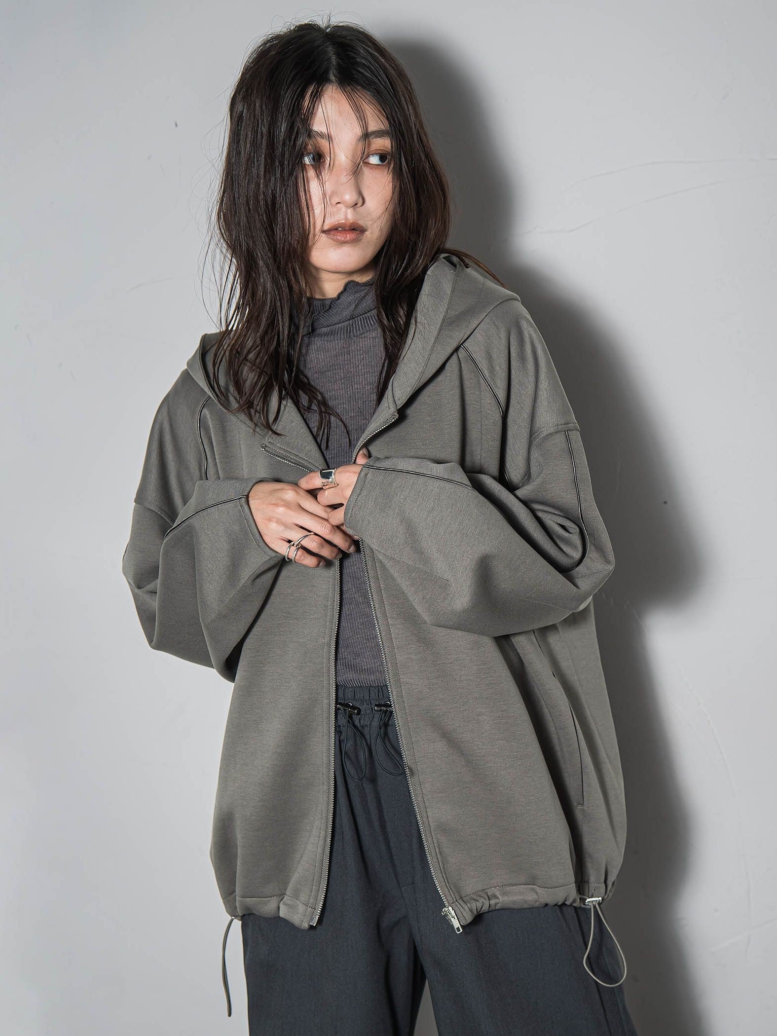 【WEB限定】フードジップダンボールパーカー≪手洗い可能≫