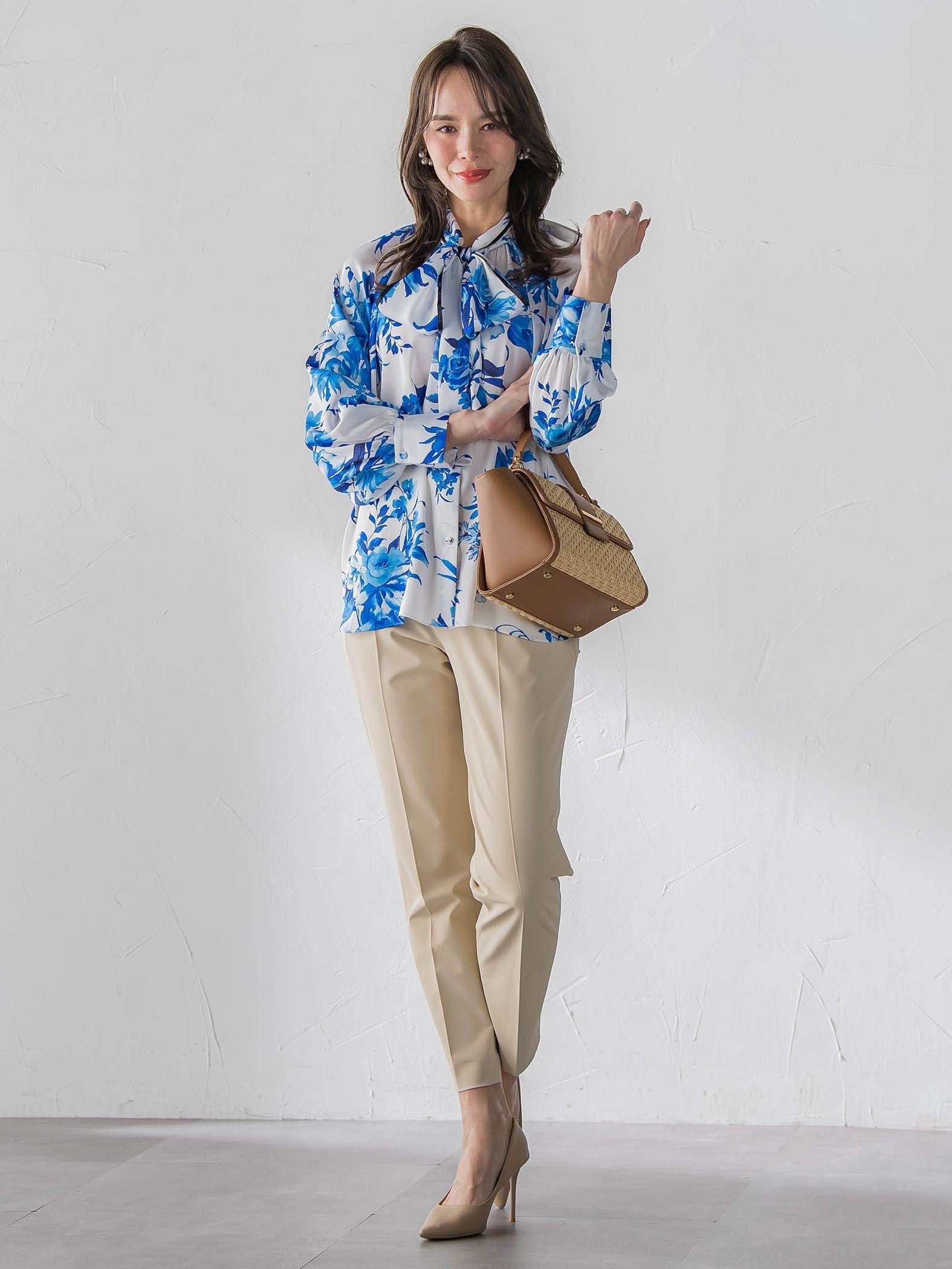 ビッグフラワーブーケブラウス