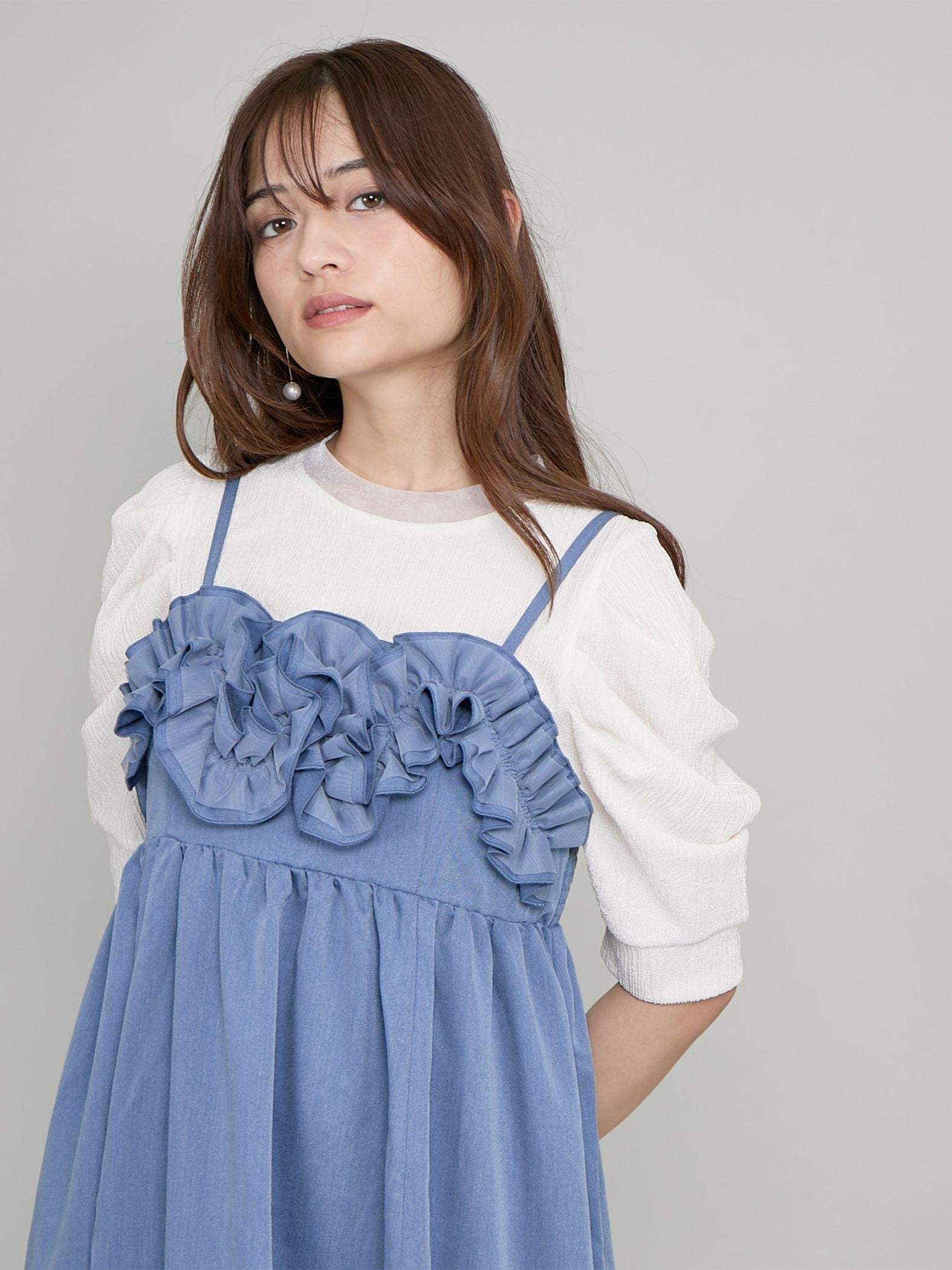 QUEENS COURT / クイーンズコート アシメショルダーフリルTシャツ≪手洗い可能≫ アシメショルダーフリルTシャツ≪手洗い可能≫ | QUEENS COURT