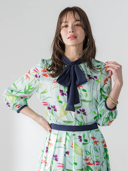 【KEITA KAWASAKI × Viaggio Bluコラボ】リリープリントブラウス