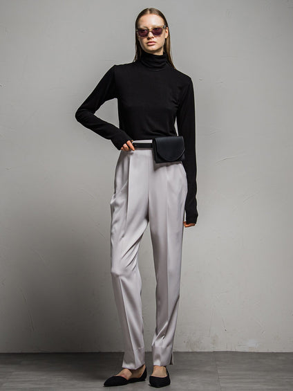 エステルダブルクロス　タックテーパードパンツ