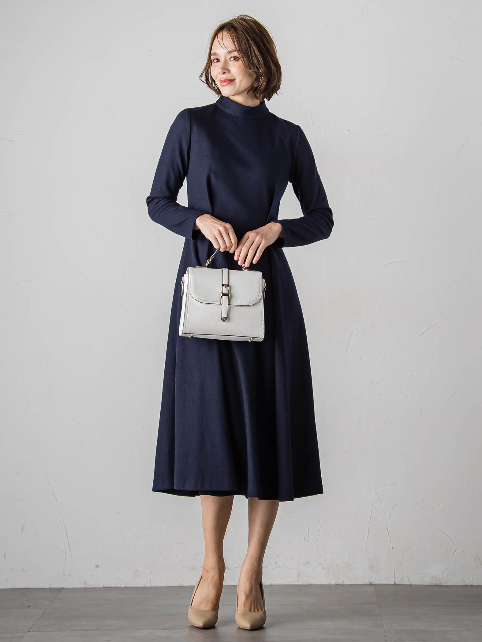 【WEB限定カラーあり/新色追加】ルミナリー圧縮スムースワンピース