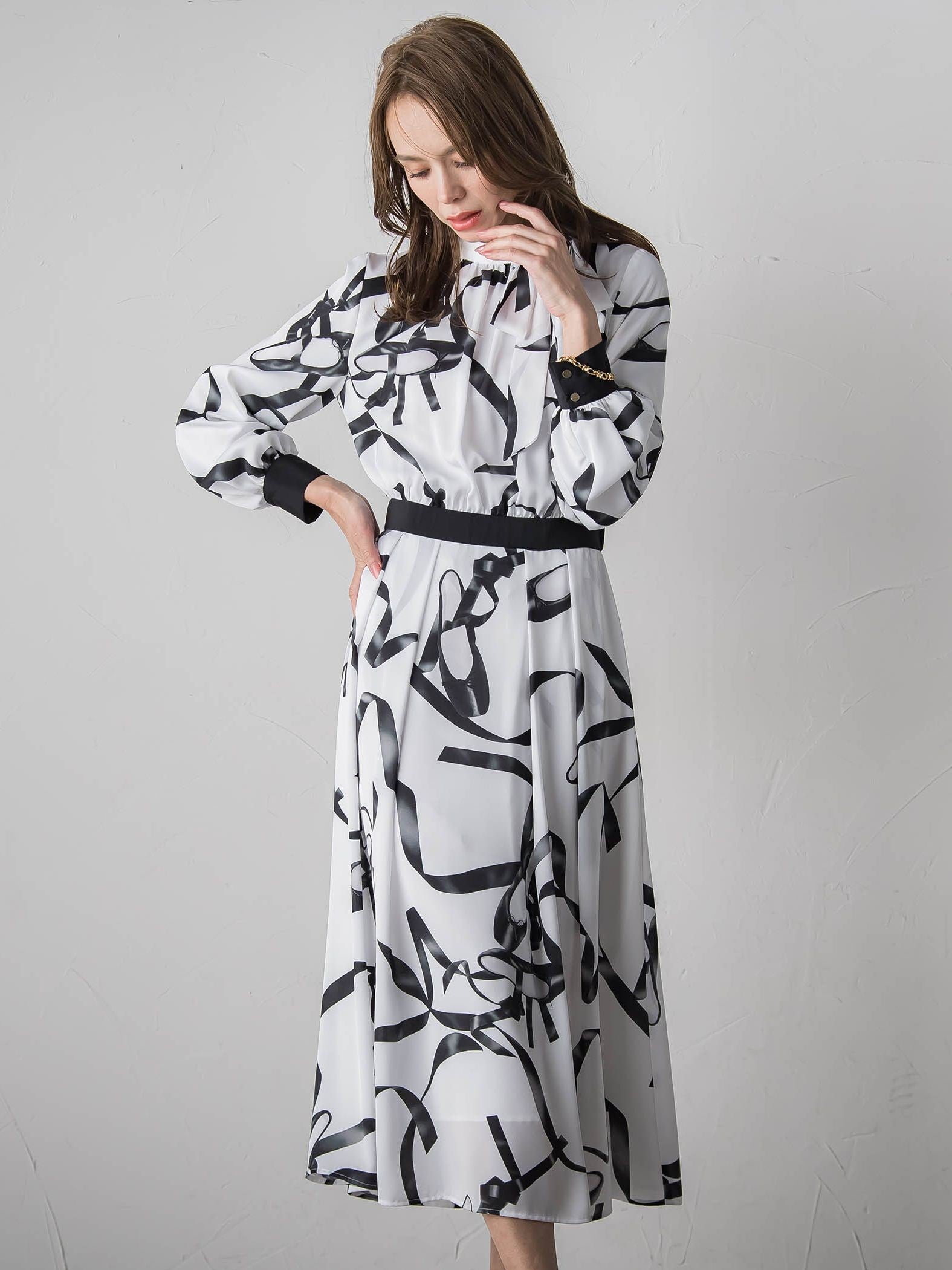 トゥシューズワンピース