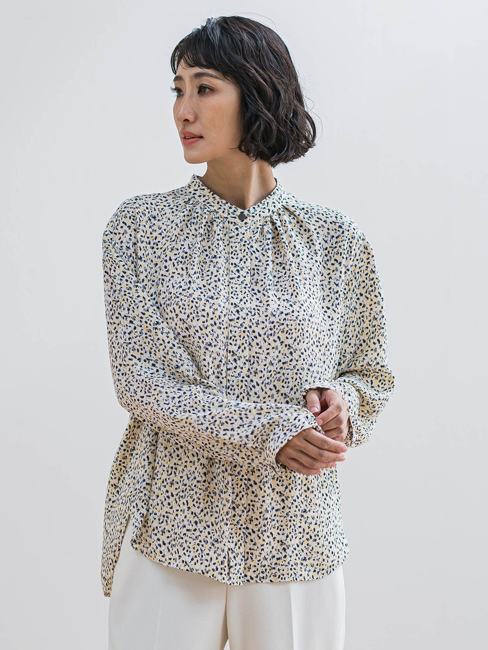 くずしドットブラウス