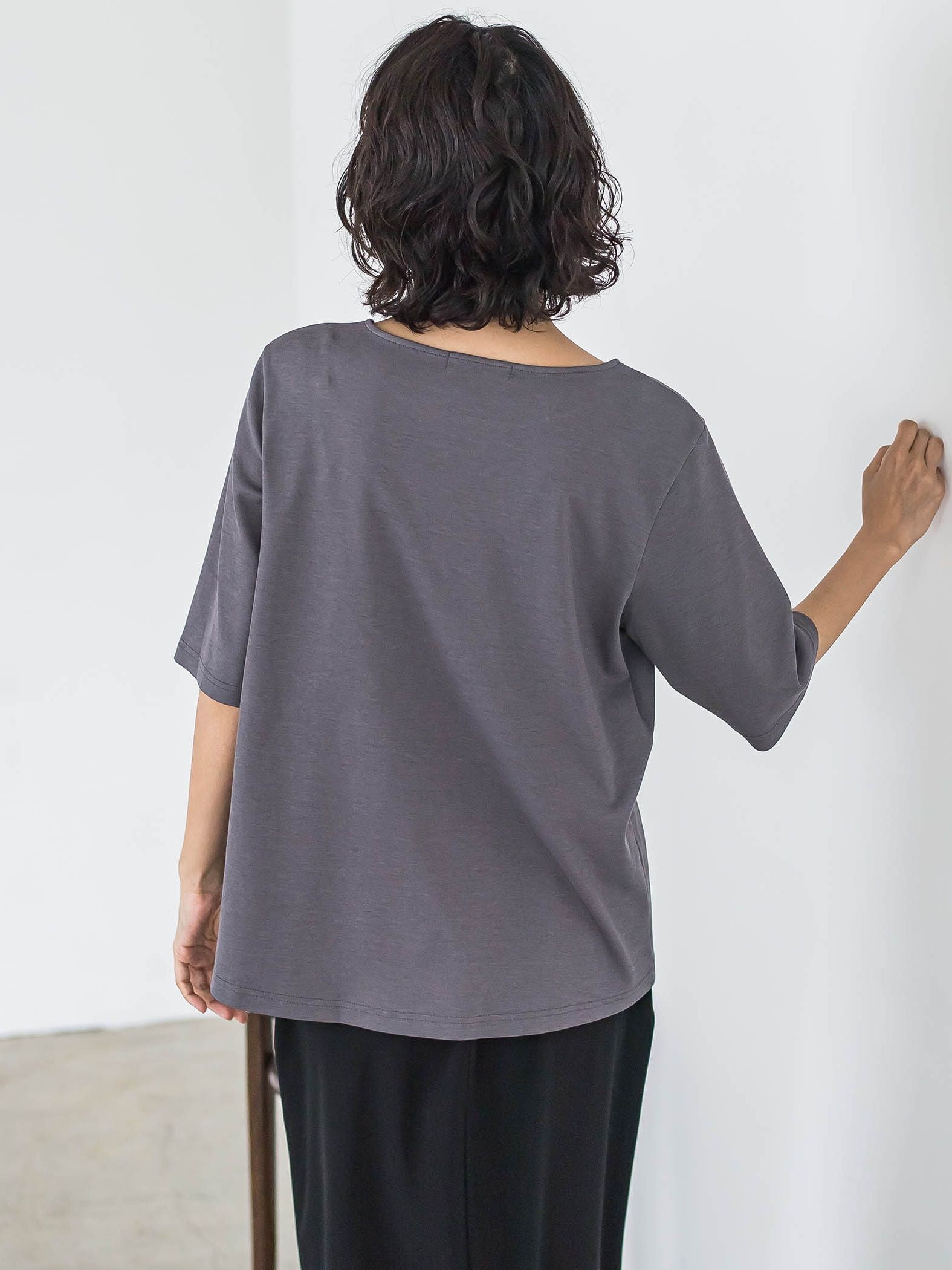 【大きいサイズ】【biyori】刺繍ロゴTシャツ≪洗濯機で洗える≫
