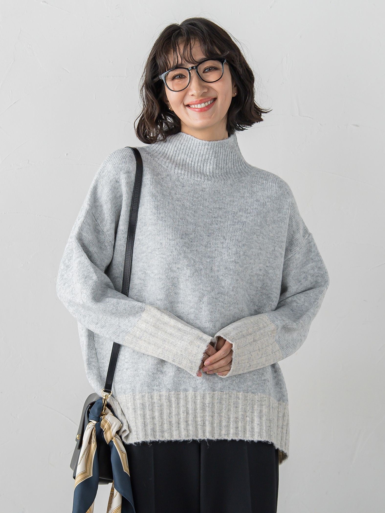 【WEB限定】”ふんわり配色の”もっちりハイネックニット