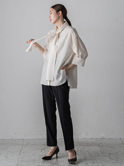 ボウタイスカーフ付ブラウス≪洗濯機で洗える≫