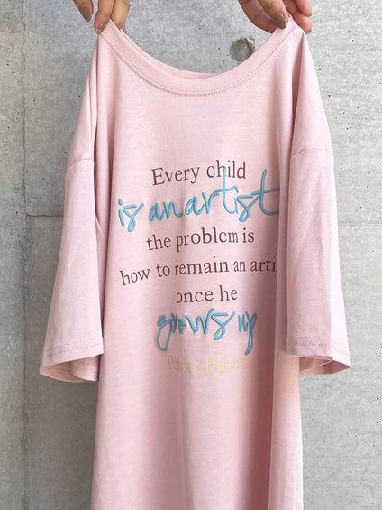 【ENIM BY VICKY】カラーロゴ刺繍Tシャツ《洗濯機で洗える》