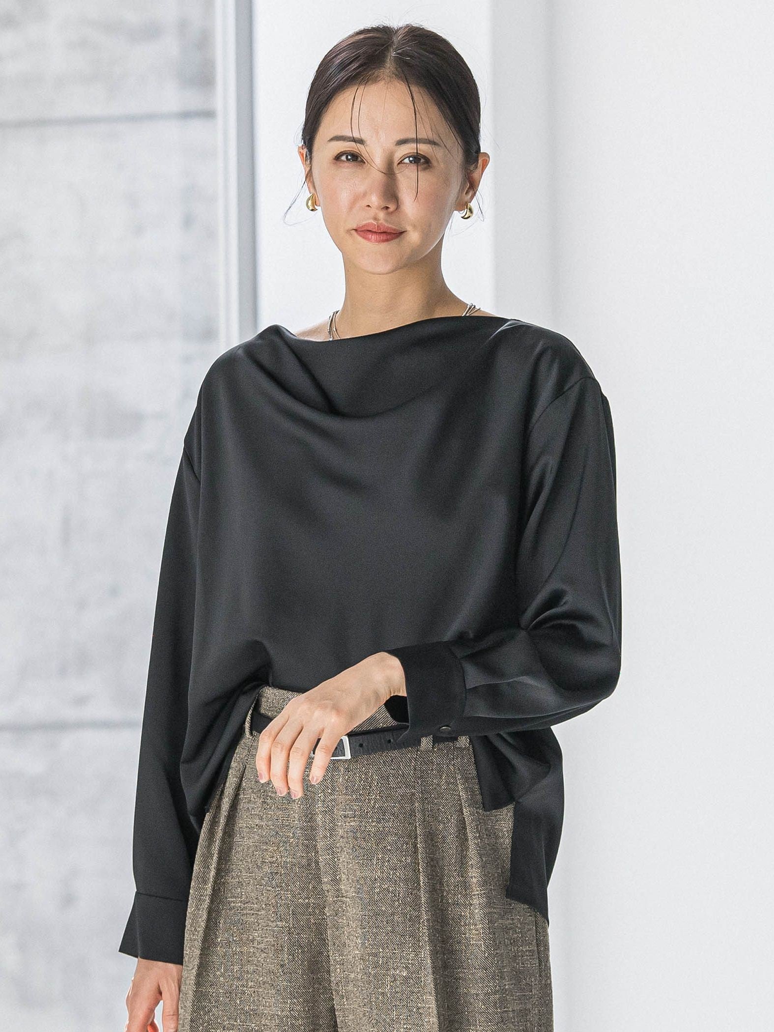 クレープサテン長袖ブラウス ≪手洗い可能≫