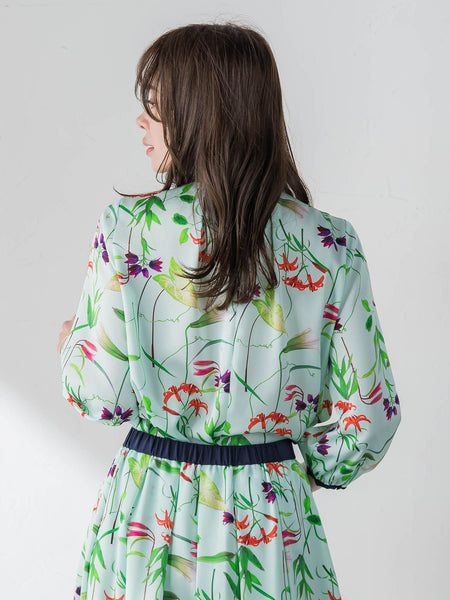 【KEITA KAWASAKI × Viaggio Bluコラボ】リリープリントブラウス