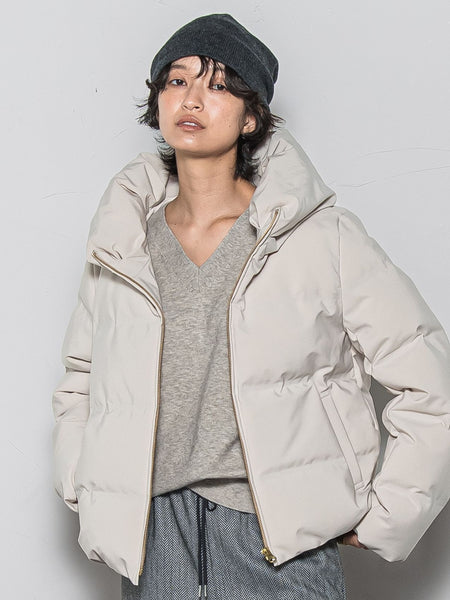 コンパクトシームレスダウンジャケット