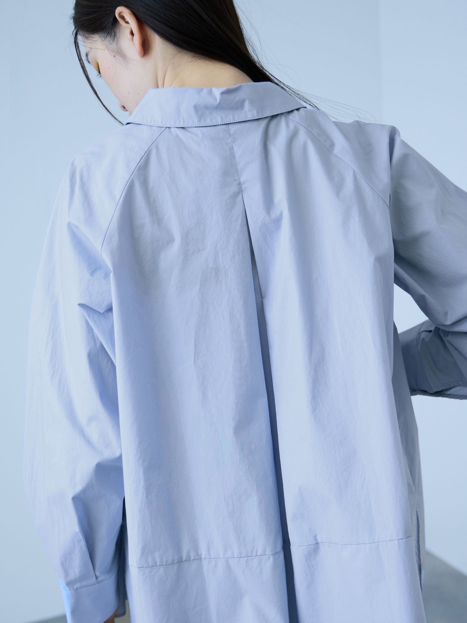 【大人の抜け感】コーマコットンバックフレアシャツ