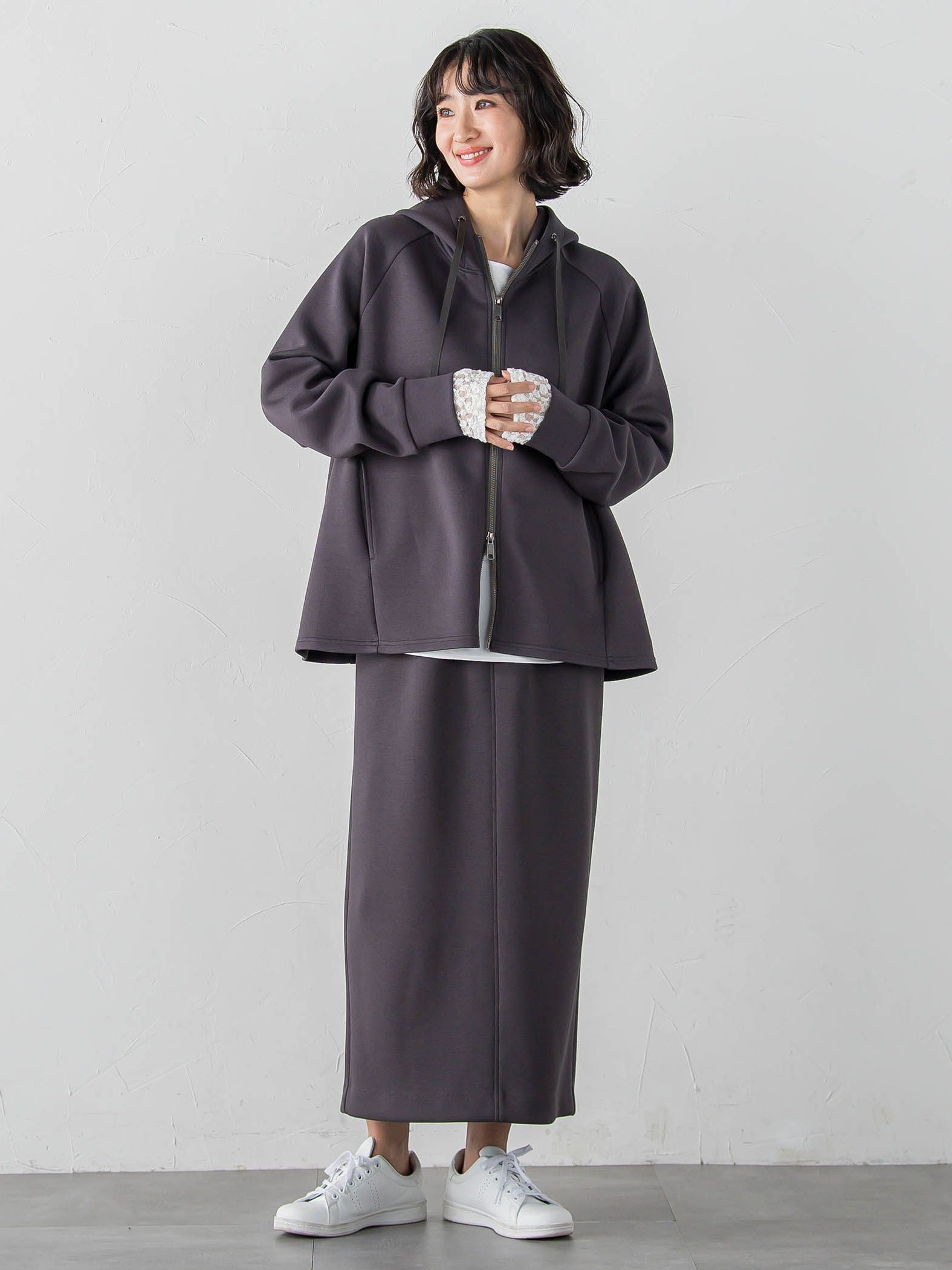 ストレッチダンボールジップパーカー