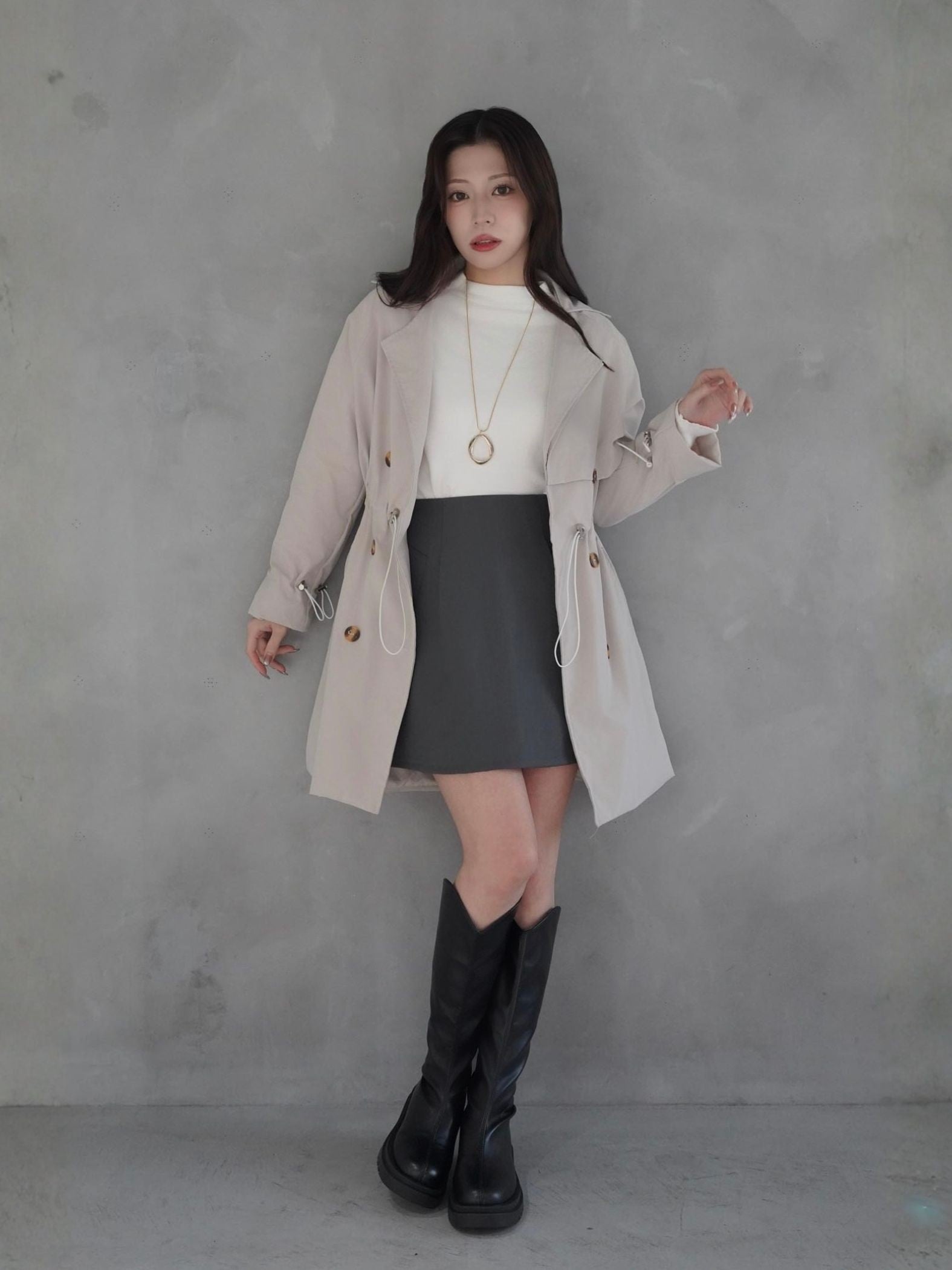 Middle Trench Coat