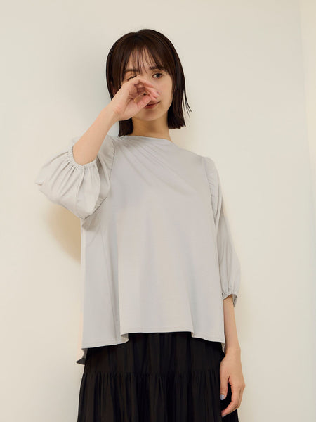 【機能するミニマル服】切替プルオーバー
