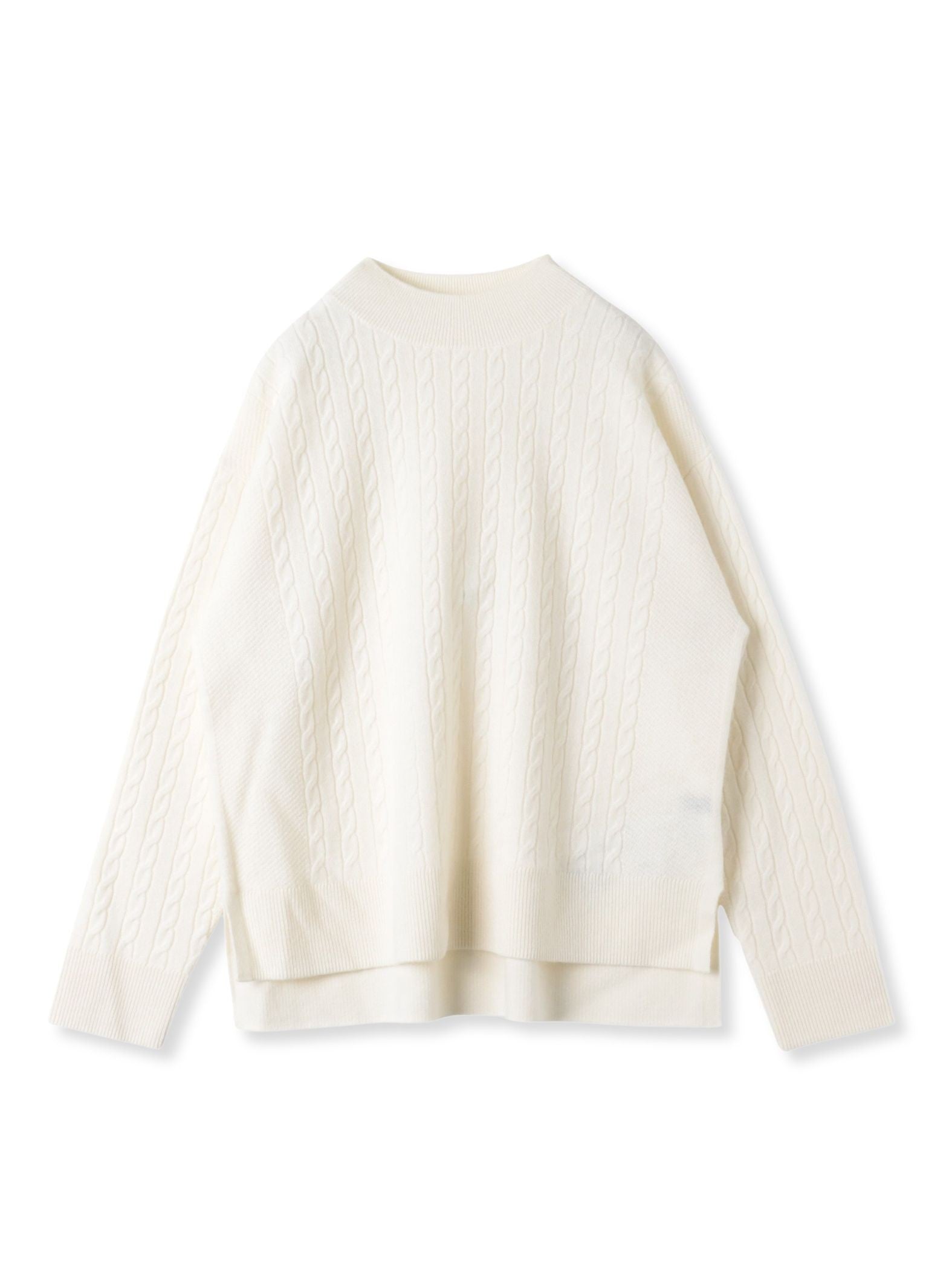 ケーブルニット