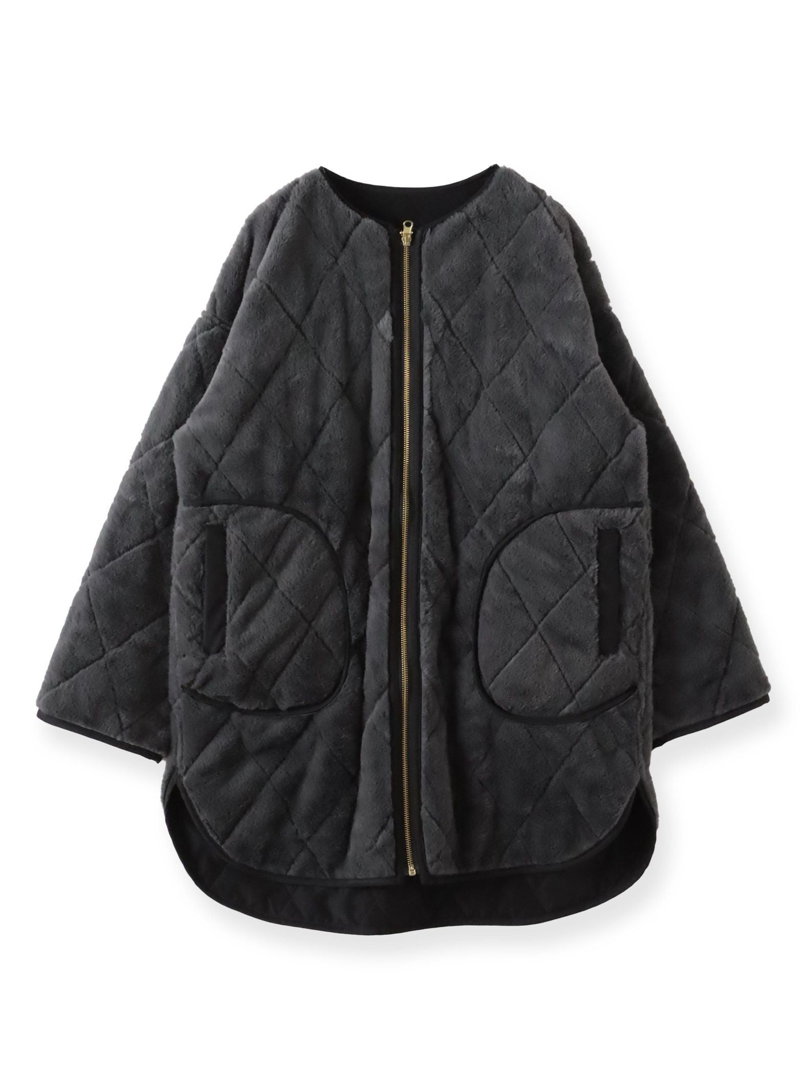 【WEB限定】”まるで毛布”どちらも主役リバーシブルアウター