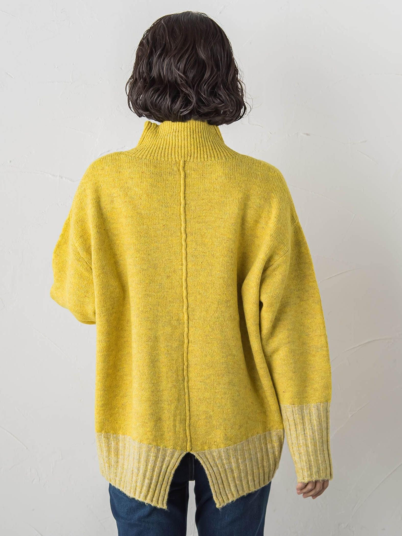 【WEB限定】”ふんわり配色の”もっちりハイネックニット