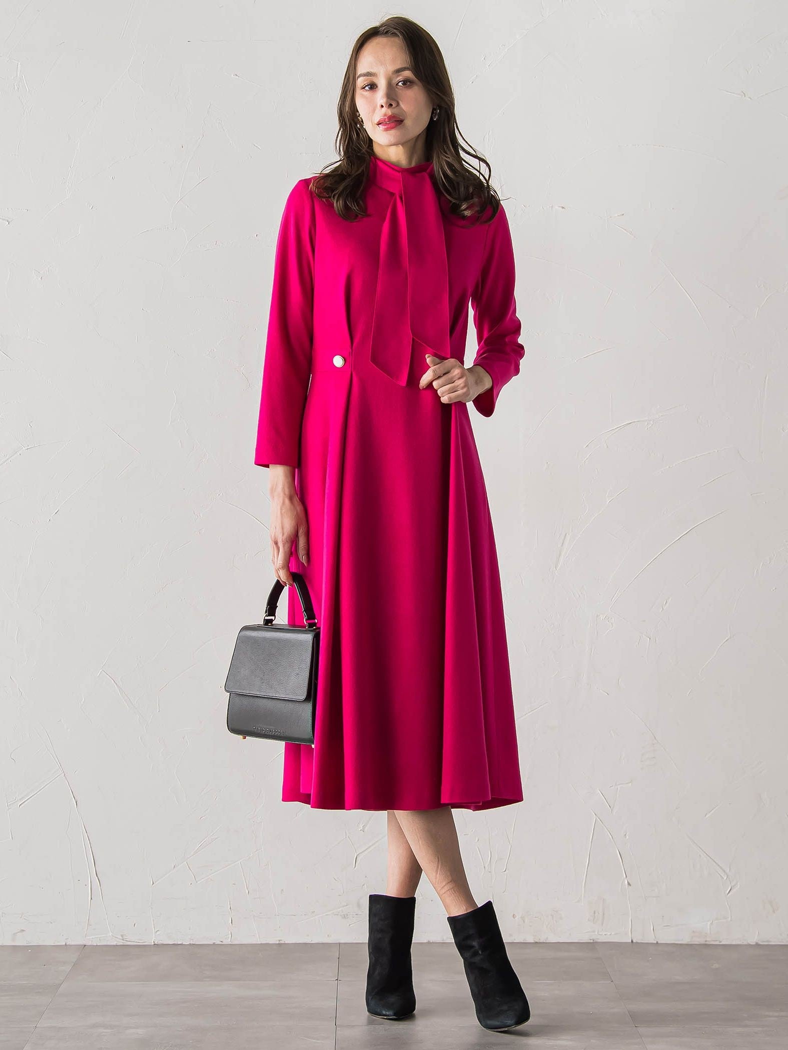 【WEB限定カラーあり/新色追加】ルミナリー圧縮スムースワンピース