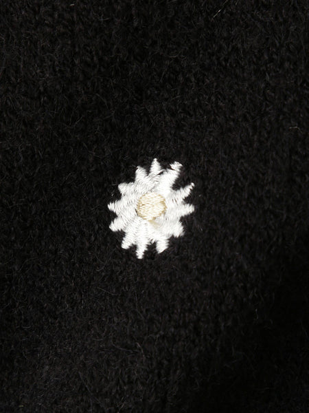 マーガレット刺繍ニットプルオーバー≪手洗い可能≫