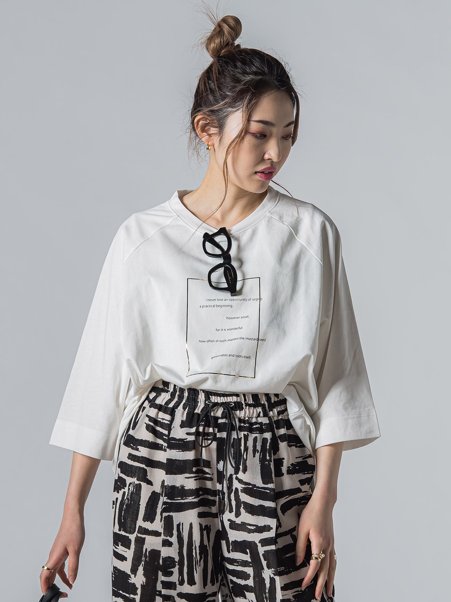【WEB限定】箔ロゴカットソー≪手洗い可能≫