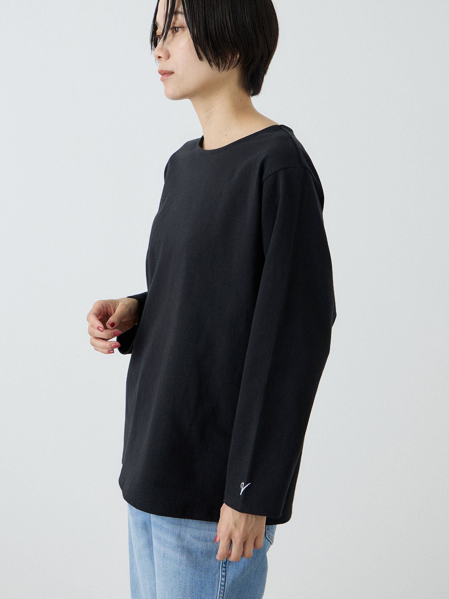 【シーズンレス】袖刺繍コットンプルオーバー
