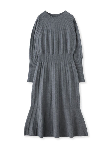 ニットワンピース