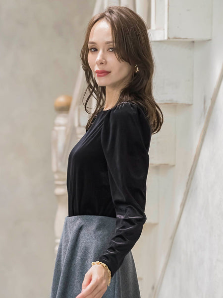 パフ袖ベロアカットソー≪手洗い可能≫