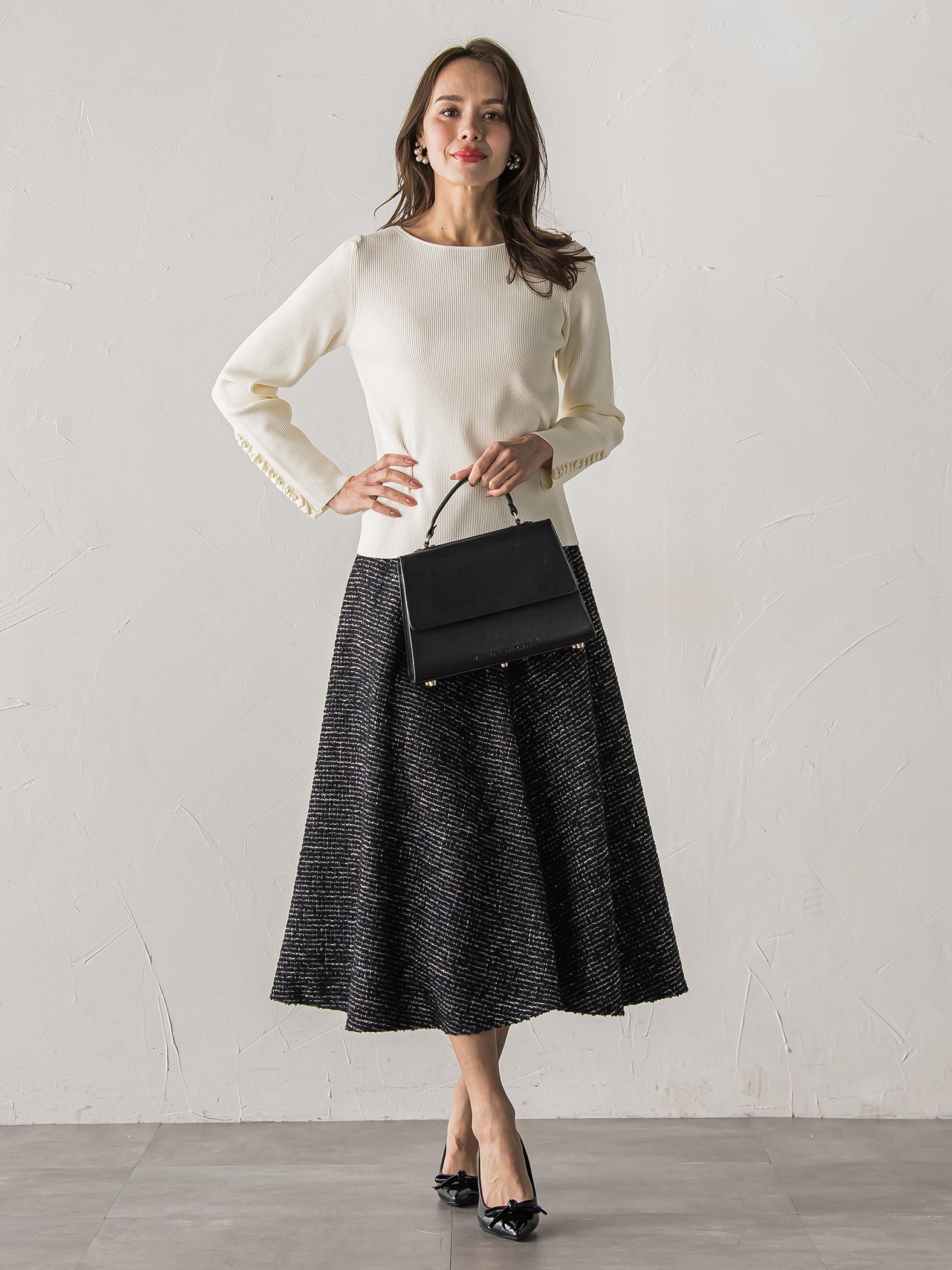 袖フリルパールリブニット