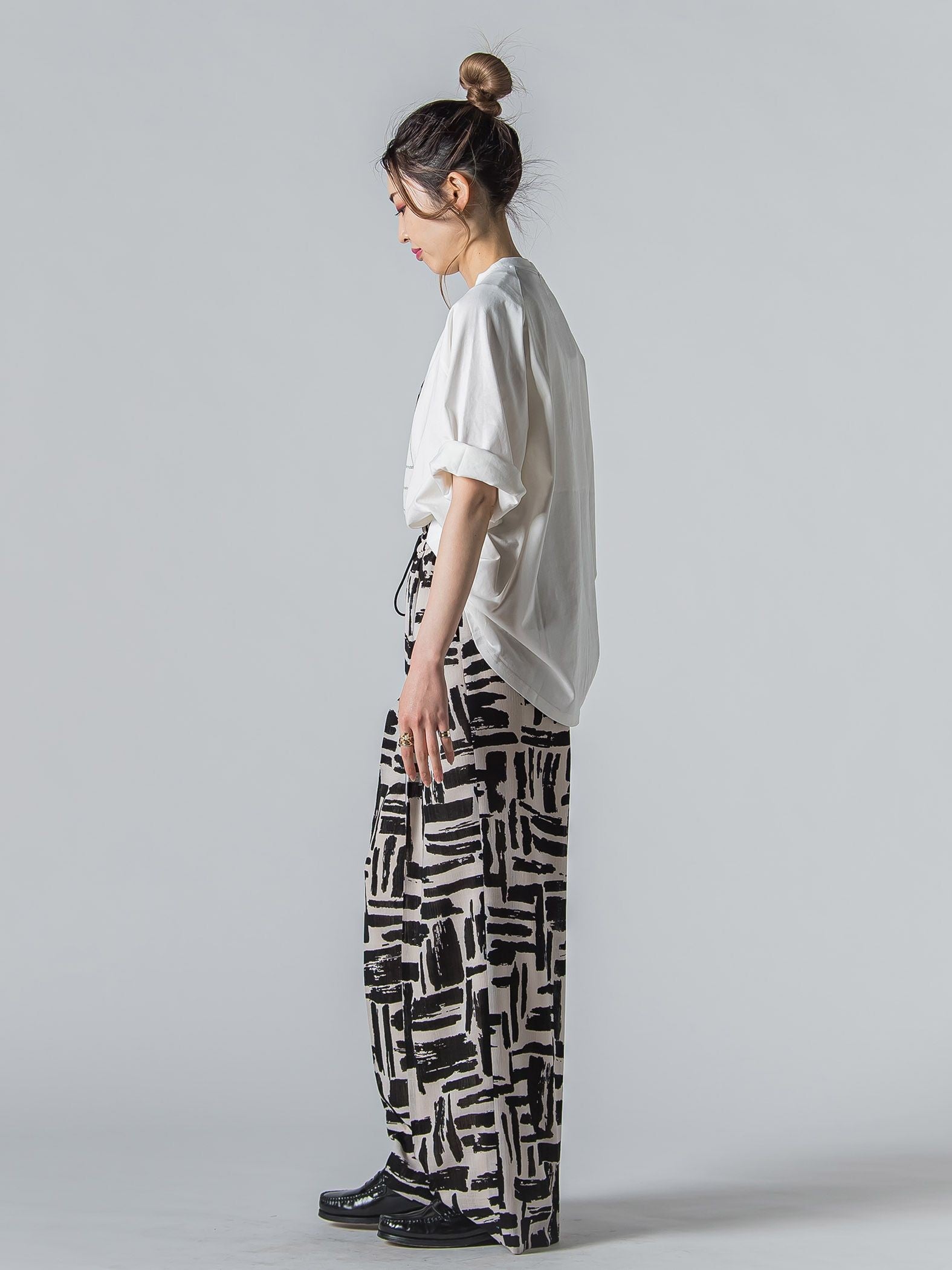 【WEB限定】箔ロゴカットソー≪手洗い可能≫