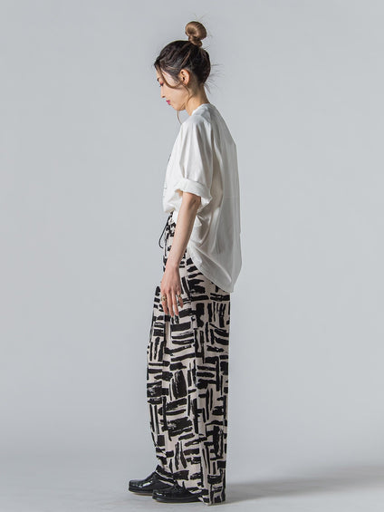 【WEB限定】箔ロゴカットソー≪手洗い可能≫