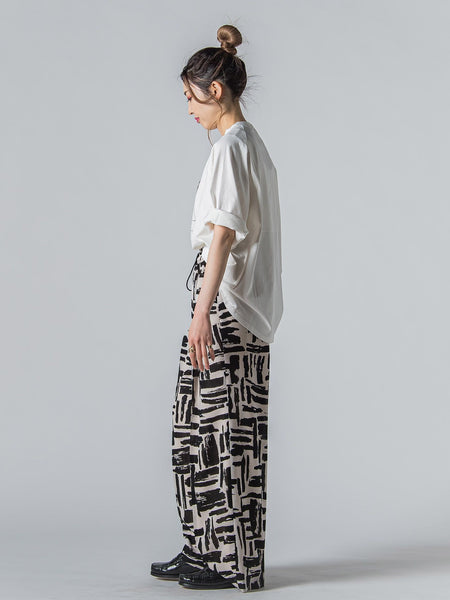 【WEB限定】箔ロゴカットソー≪手洗い可能≫
