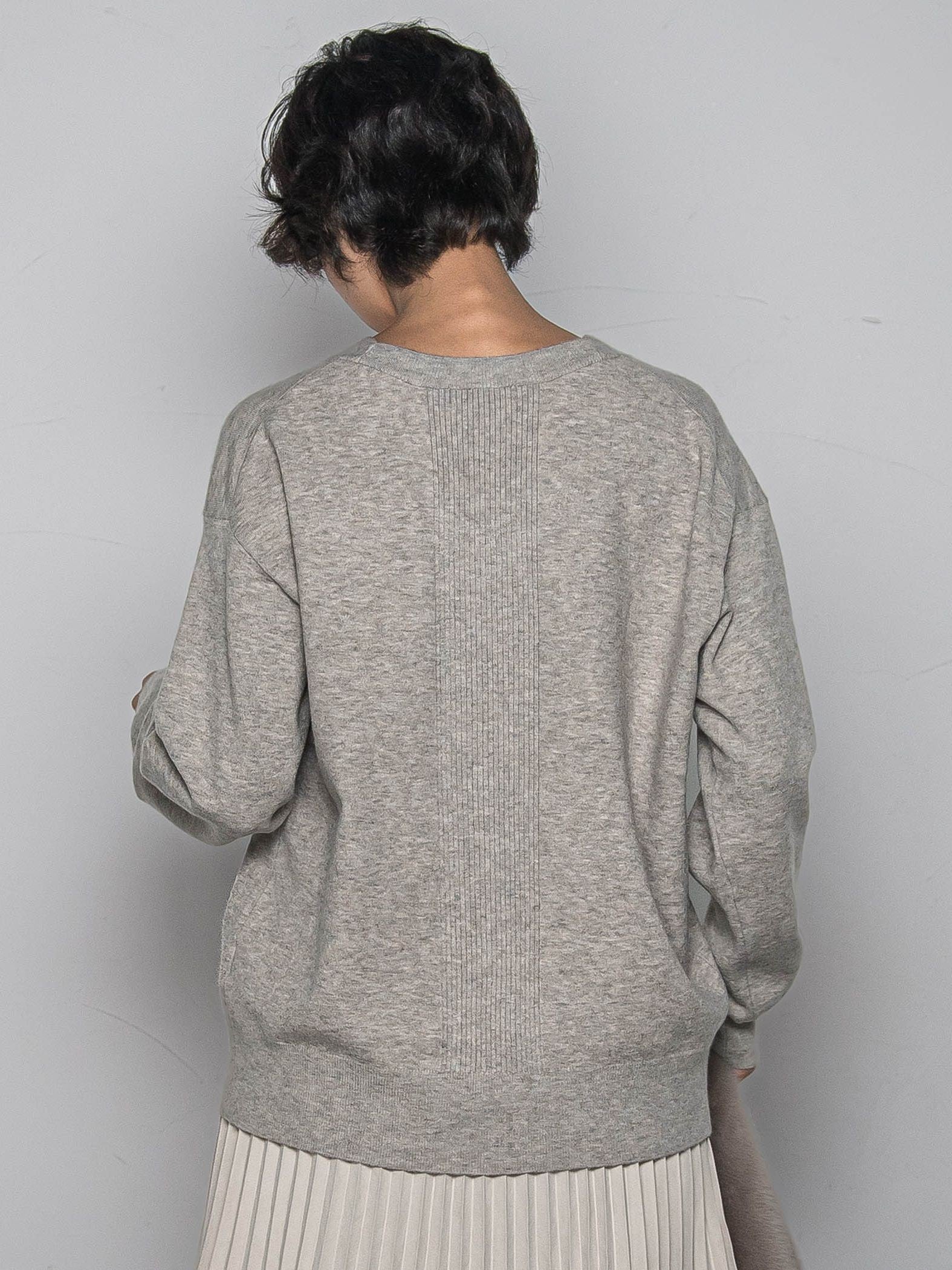 【ふわもち】Vネックニット≪洗濯機で洗える≫