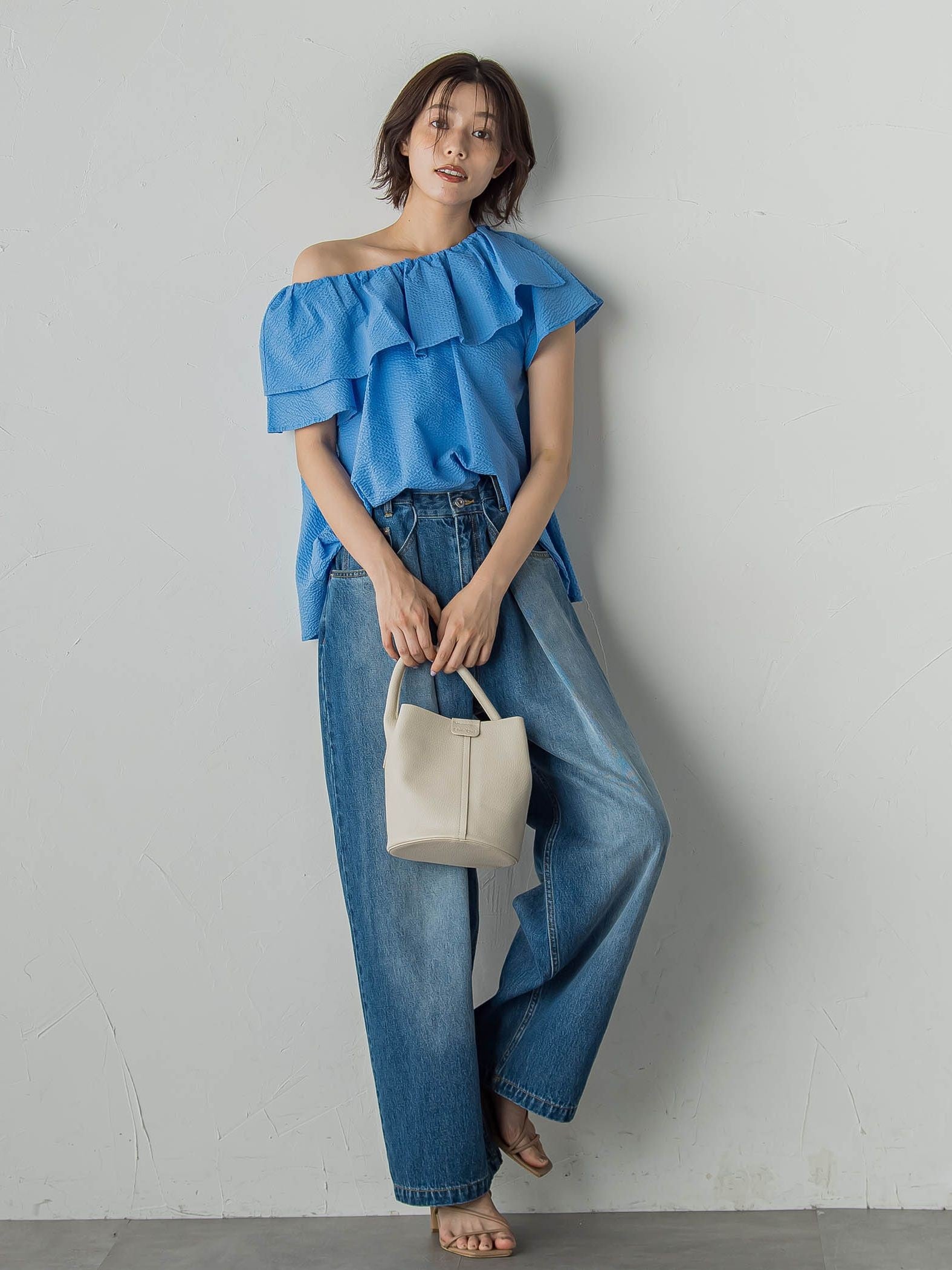 タックデニムパンツ≪洗濯機で洗える≫