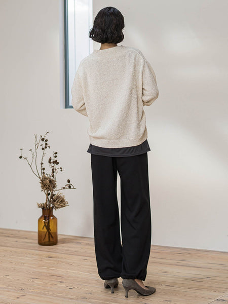 ツヤモールVネックニット