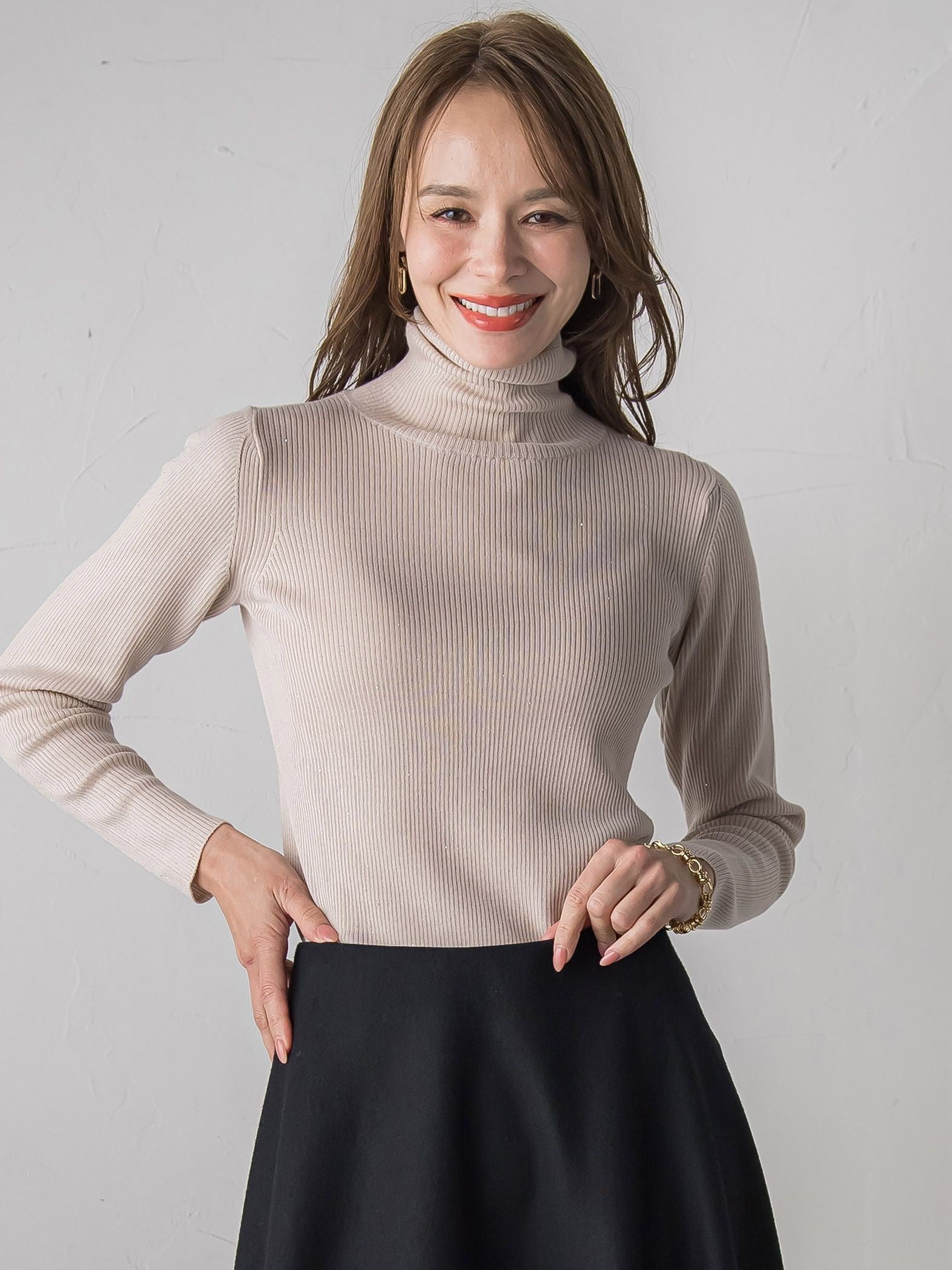 【新色追加】スパンコールリブタートルニット