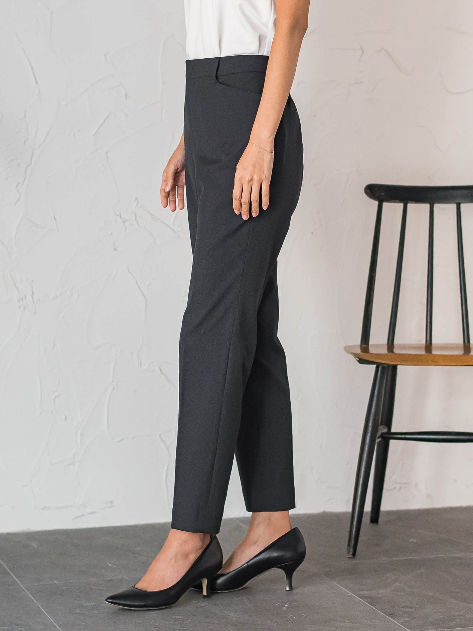 シェルタリングテーパードパンツ