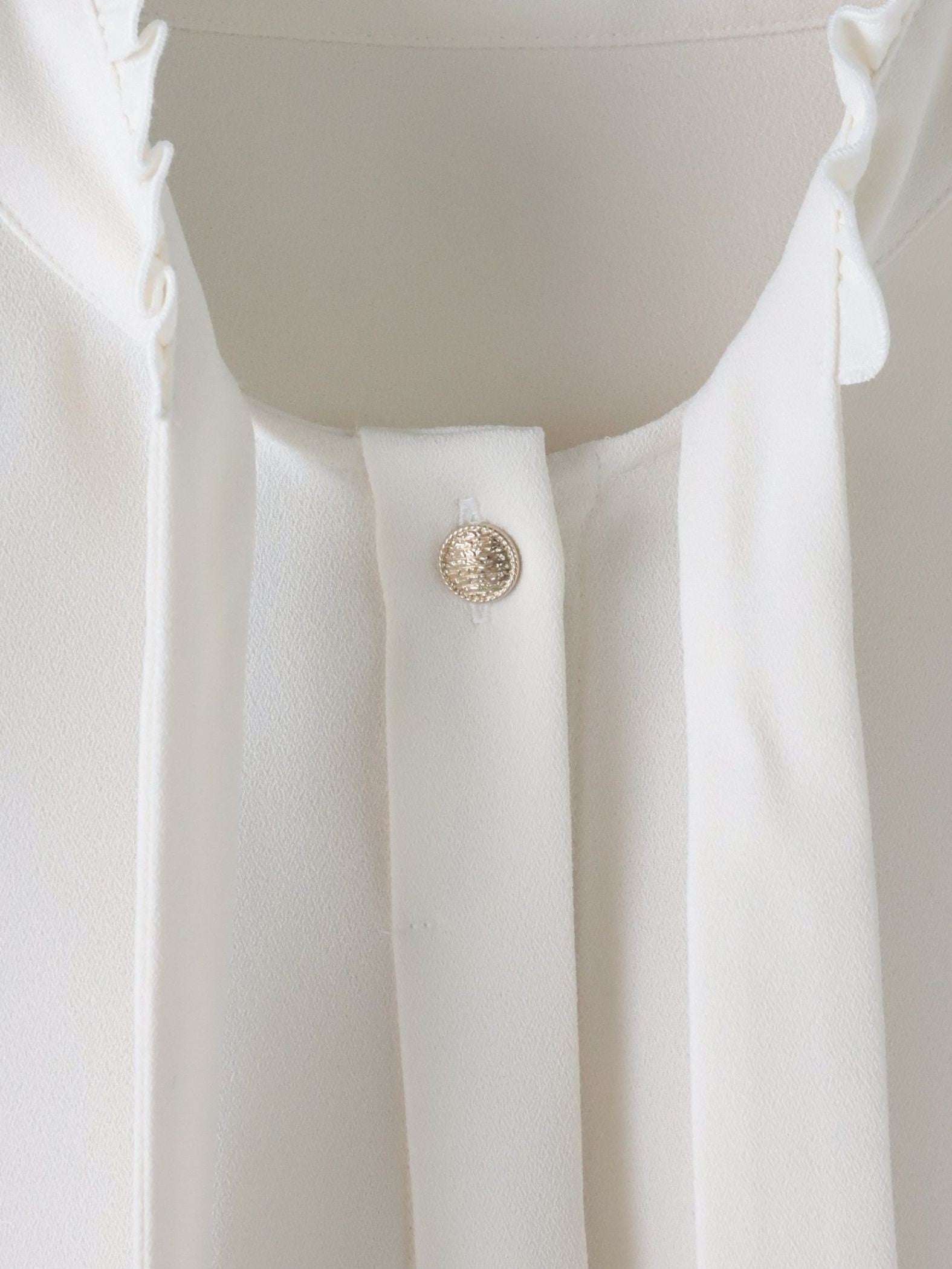 フリルネックボウタイブラウス≪洗濯機で洗える≫