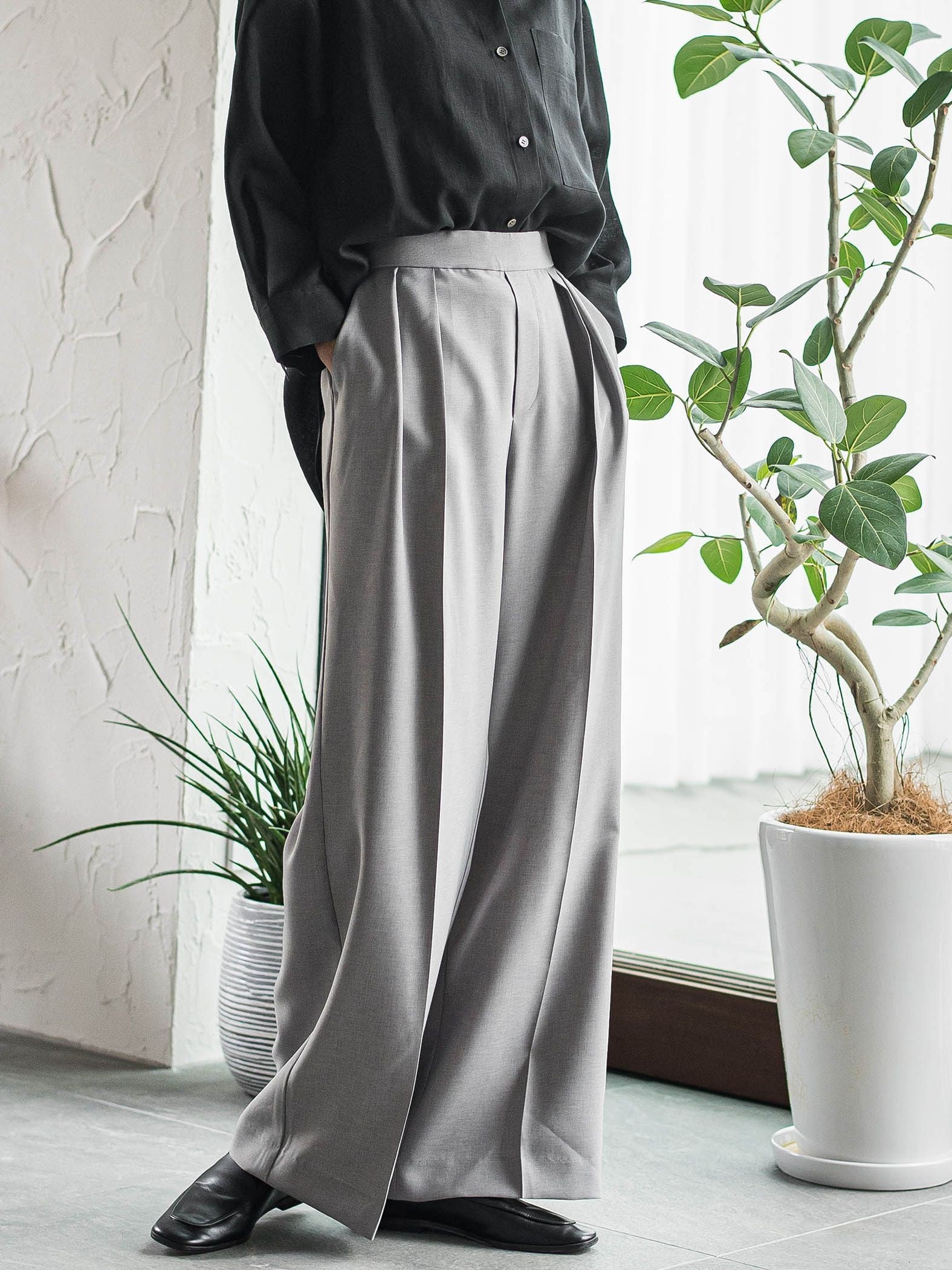 【WEB限定】タックワイドパンツ≪洗濯機で洗える≫