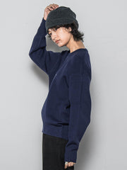 【WEB限定】刺繍ロゴニットプルオーバー≪洗濯機で洗える≫