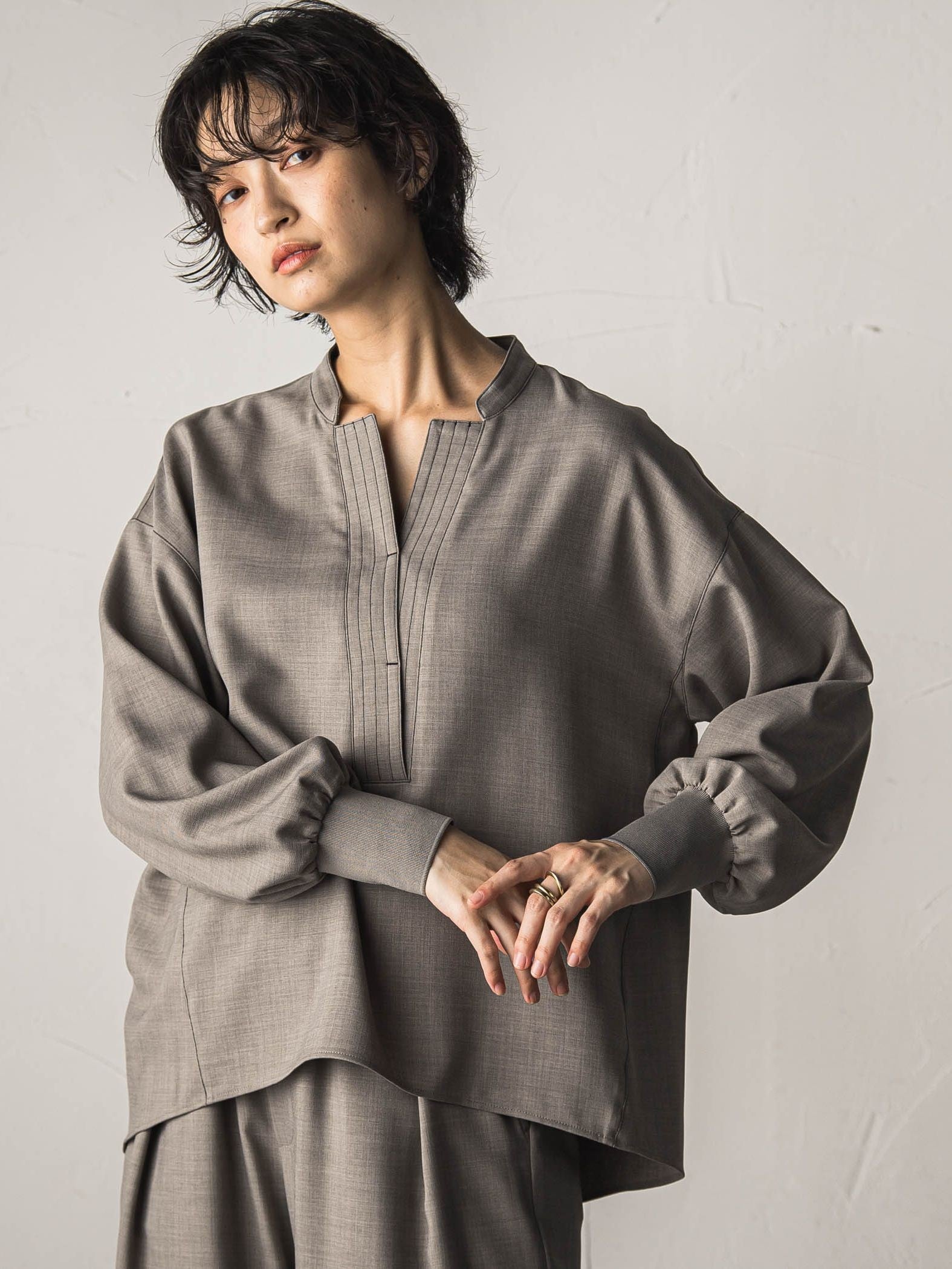 【一瞬で楽とキレイを叶える】ナチュラルストレッチスキッパーブラウス≪セットアップ対応≫