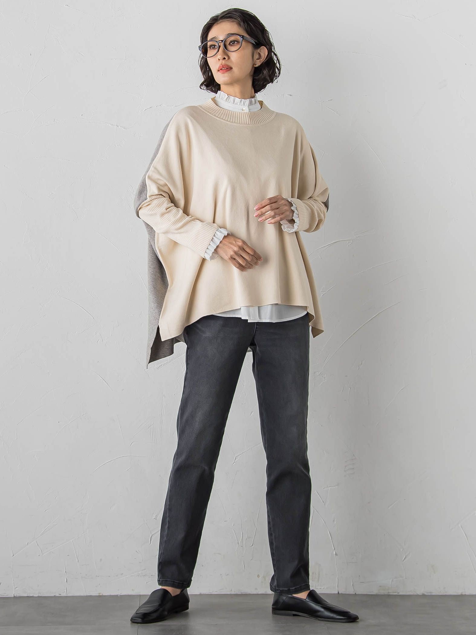 【WEB限定】”前後で印象が変わる”ドルマンバイカラーニット