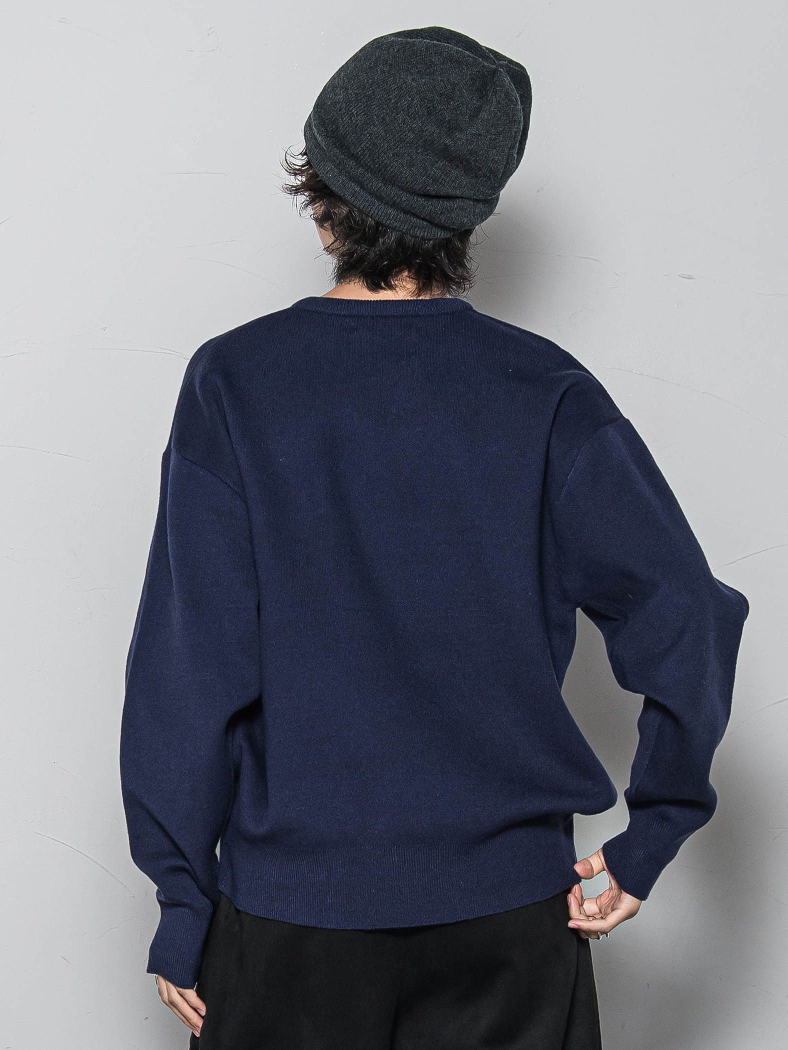 【WEB限定】刺繍ロゴニットプルオーバー≪洗濯機で洗える≫