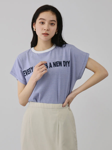ナローボーダーステートメントTシャツ