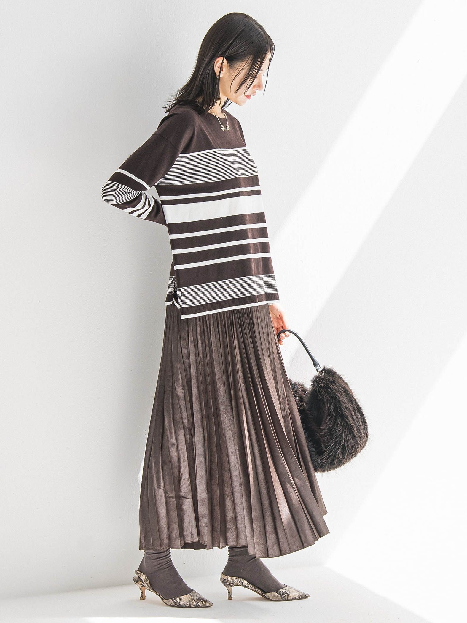 【カタログ掲載】レザーライクサテンプリーツスカート≪洗える≫